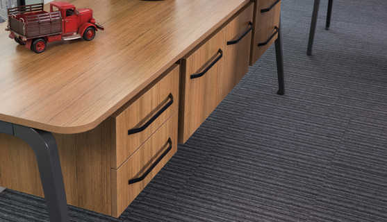 Ox Executive Desk 04