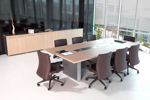 Land Meeting Table 03